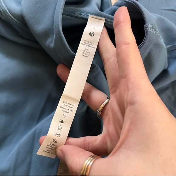 LULULEMON Groove Super High Rise Flared Pant in Utility Blue Size 2 - Picture 4 of 6